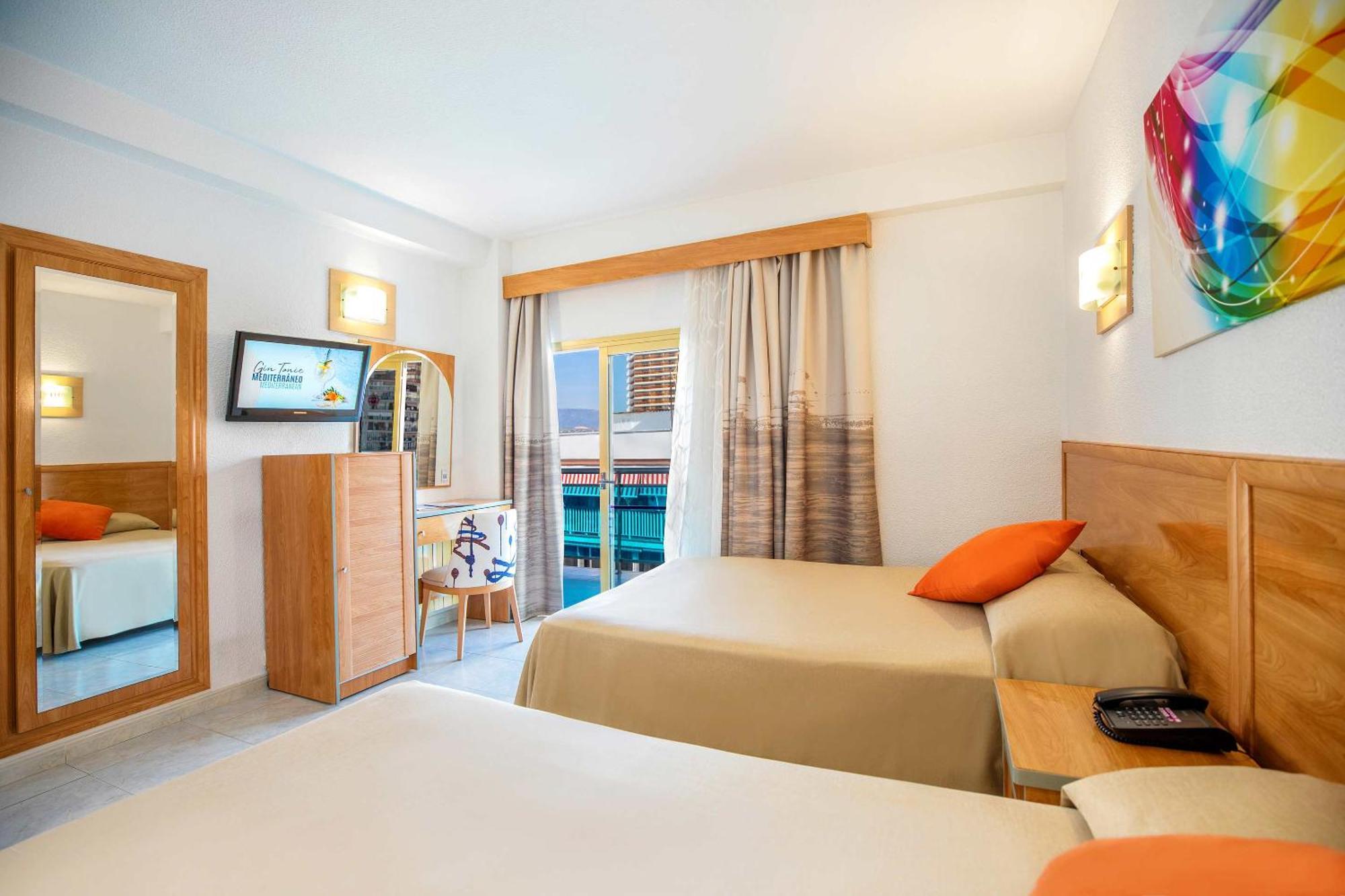 Hotel Servigroup Nereo Benidorm Zimmer foto